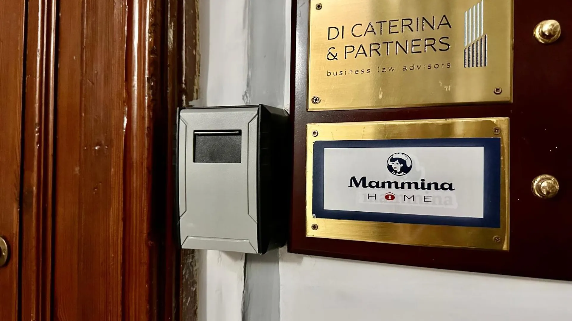 Mammina Home Naples Guest house